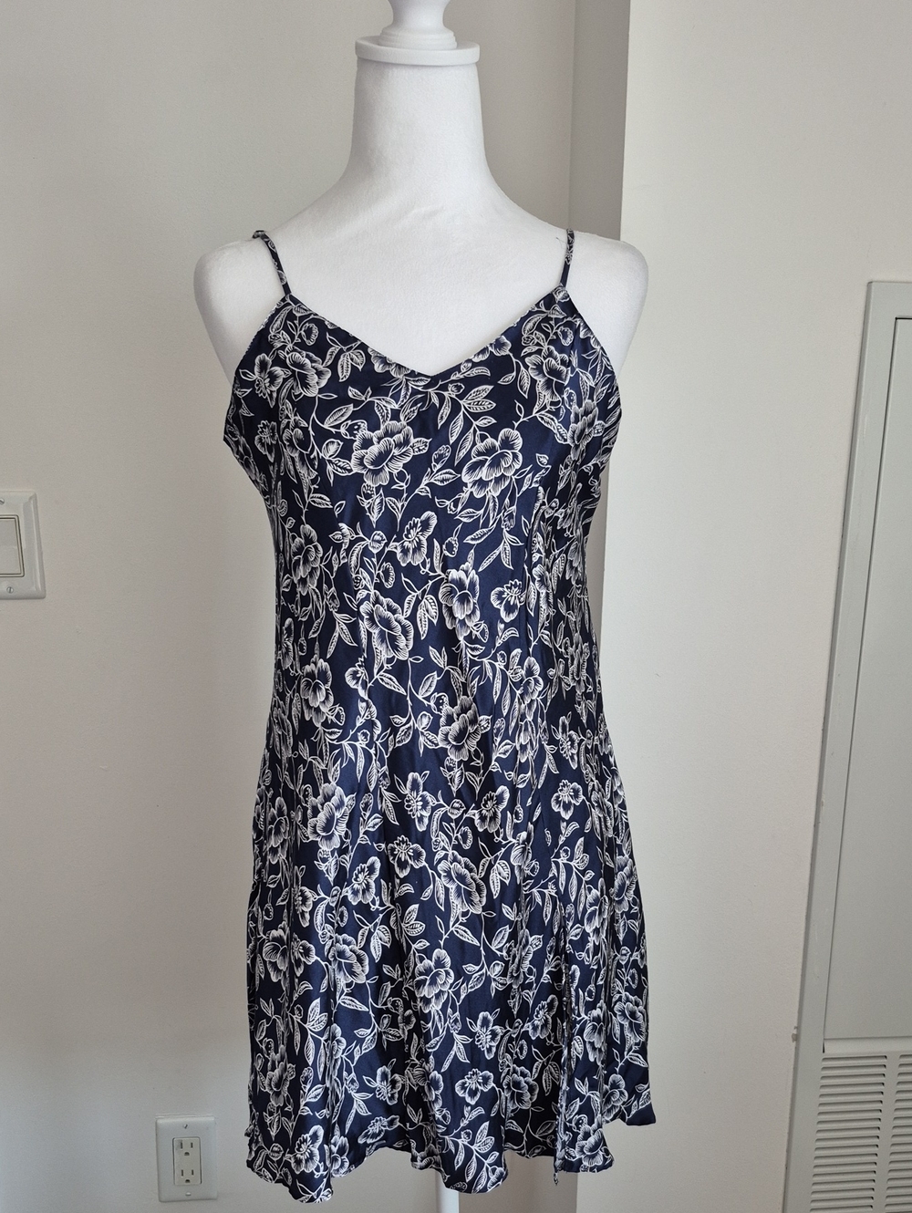 La SENZA Silk Navy And White Floral Print Slip Size XL